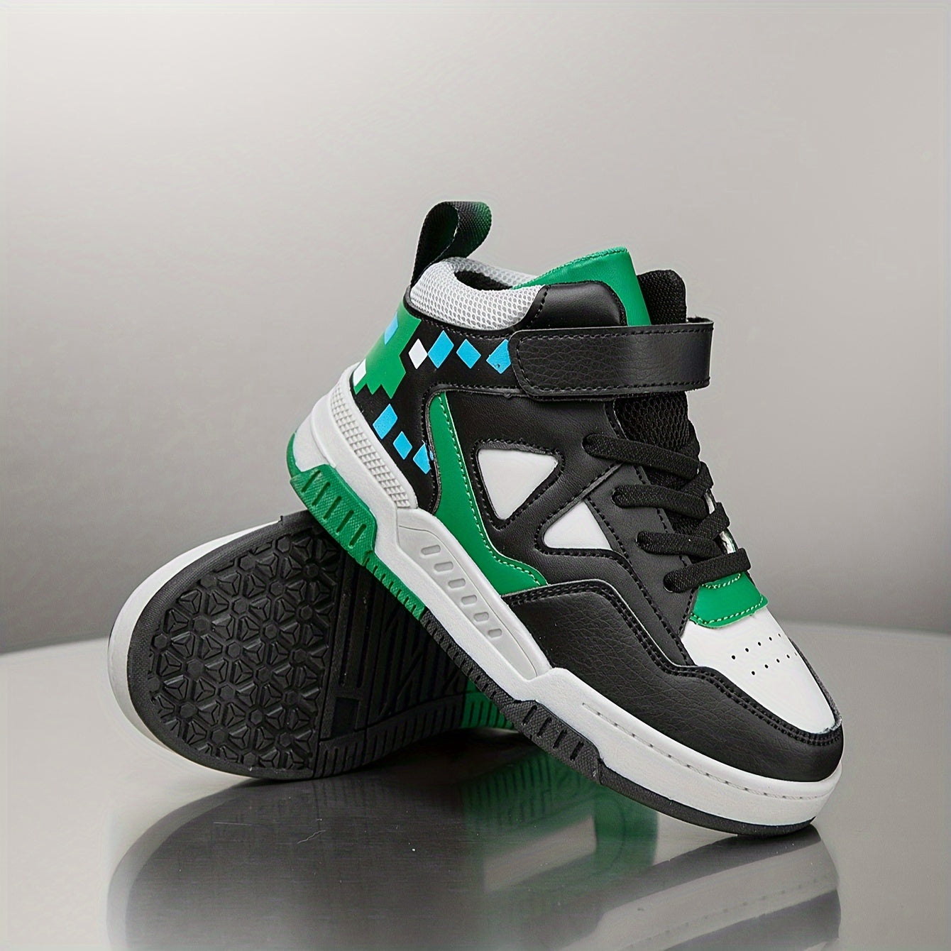 Youngsters' High-Top Sneakers - Breathable, Comfortable Casual Running Shoes with Easy Slip-On Hook-and-loop Fastener Closure for Boys & Girls - Fashionable Geometric Print, All-Season Wear